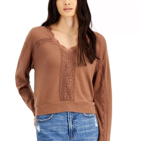 SELF ESTEEM Juniors' Lace-Trim V-Neck Top, shirt long sleeve Large - Picture 2 of 5